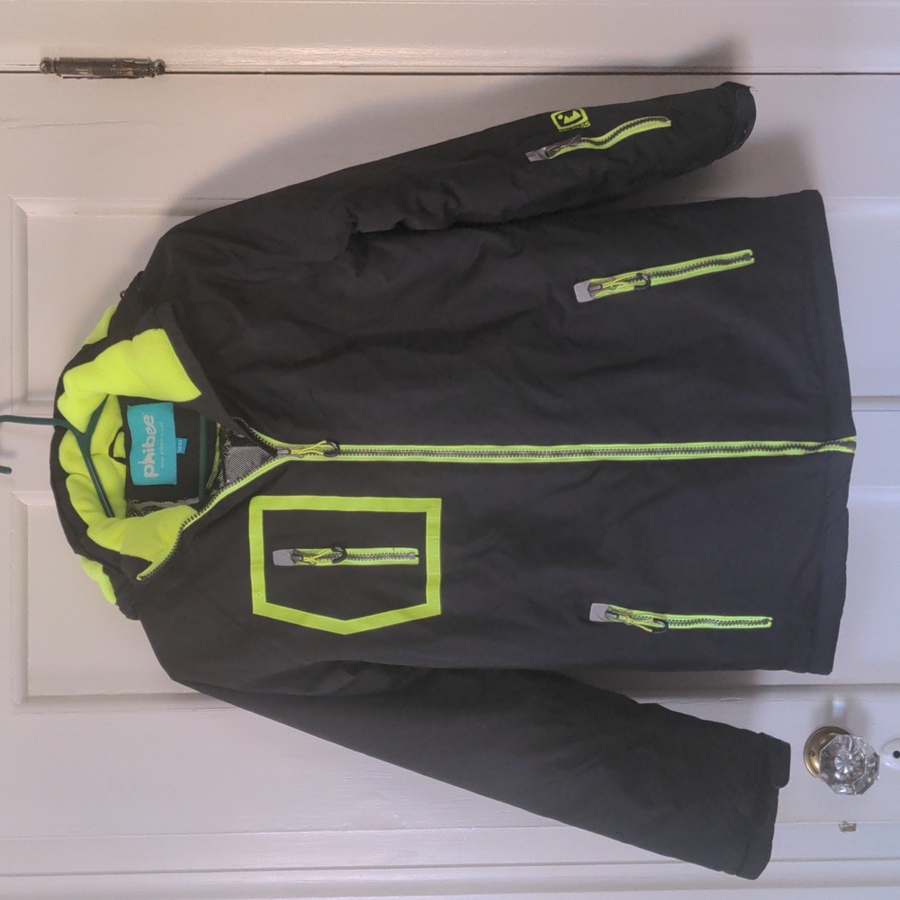 Phibee Boys black / neon green Ski coat Size158/164
